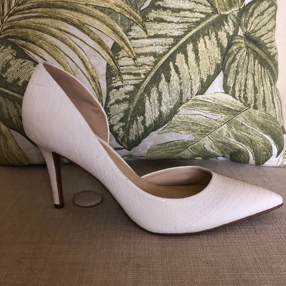 White Jessica Simpson Faux Snakeskin Heels